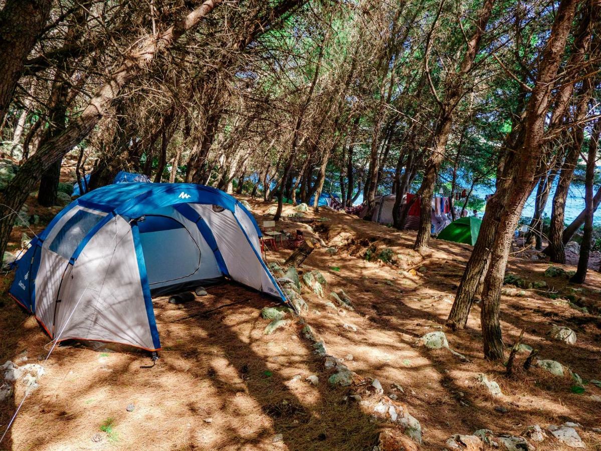 Готель The Sea Cave Camping Хімара Екстер'єр фото